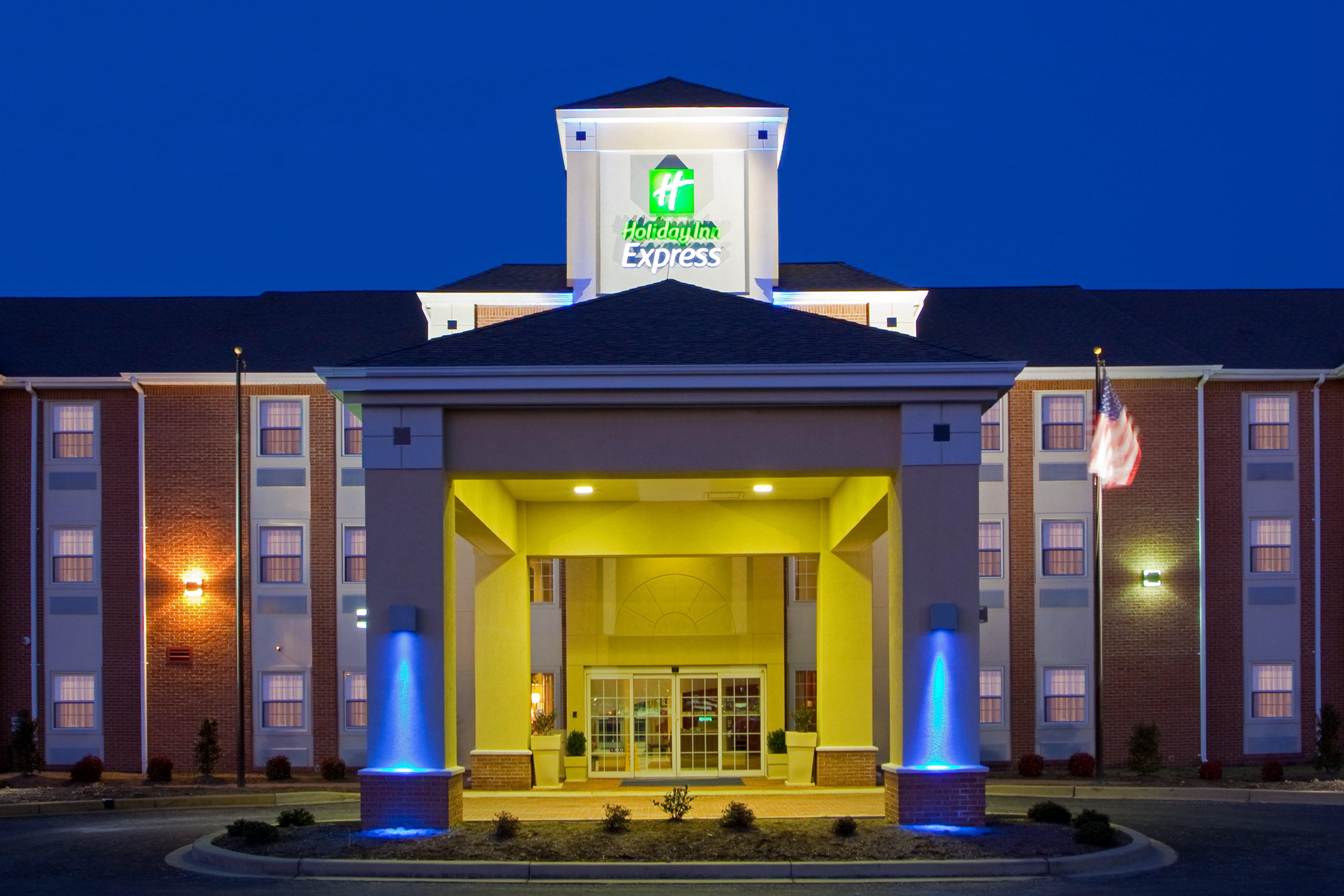 Holiday Inn Express Prince Frederick By Ihg מראה חיצוני תמונה