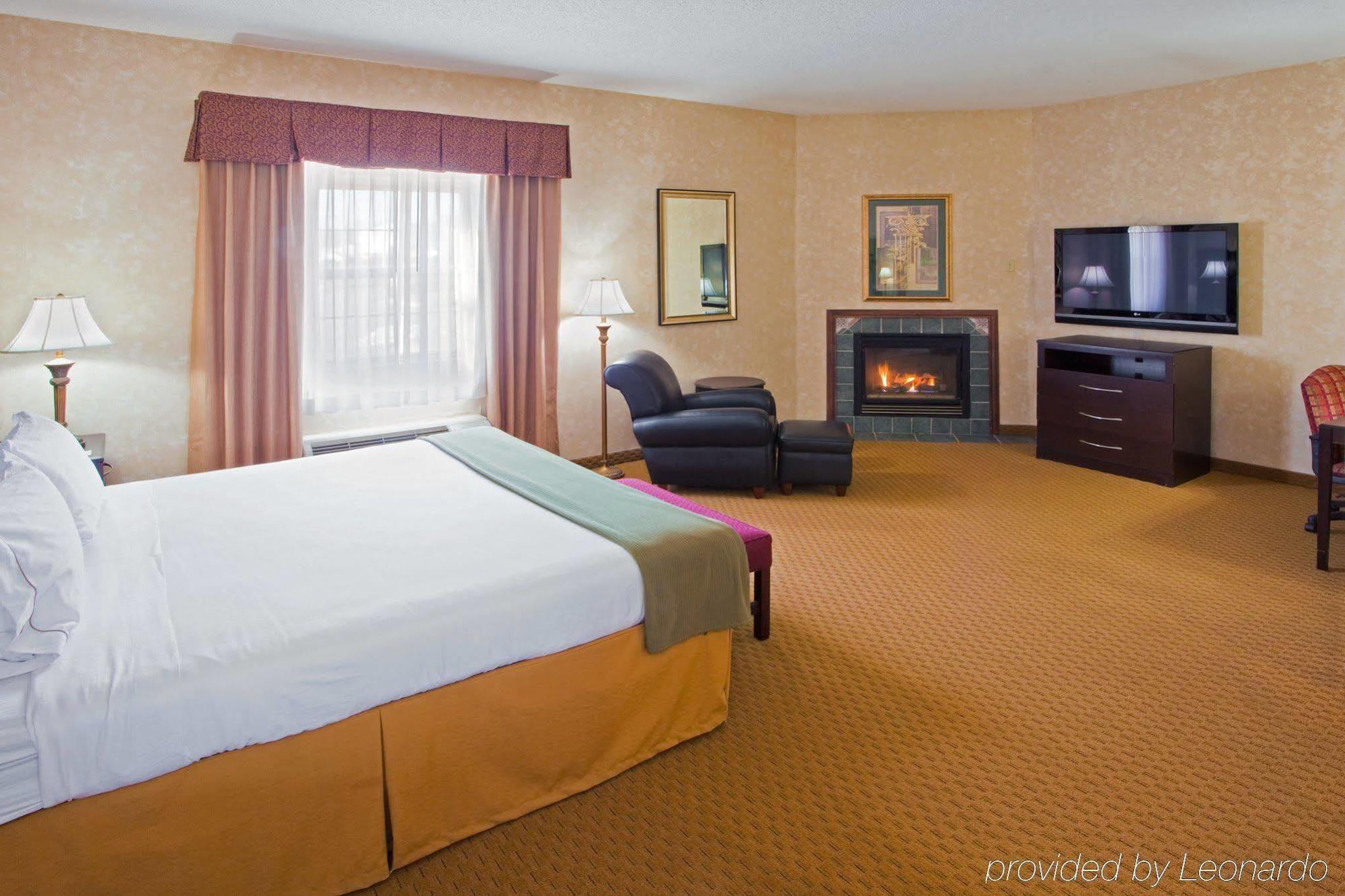 Holiday Inn Express Prince Frederick By Ihg חדר תמונה